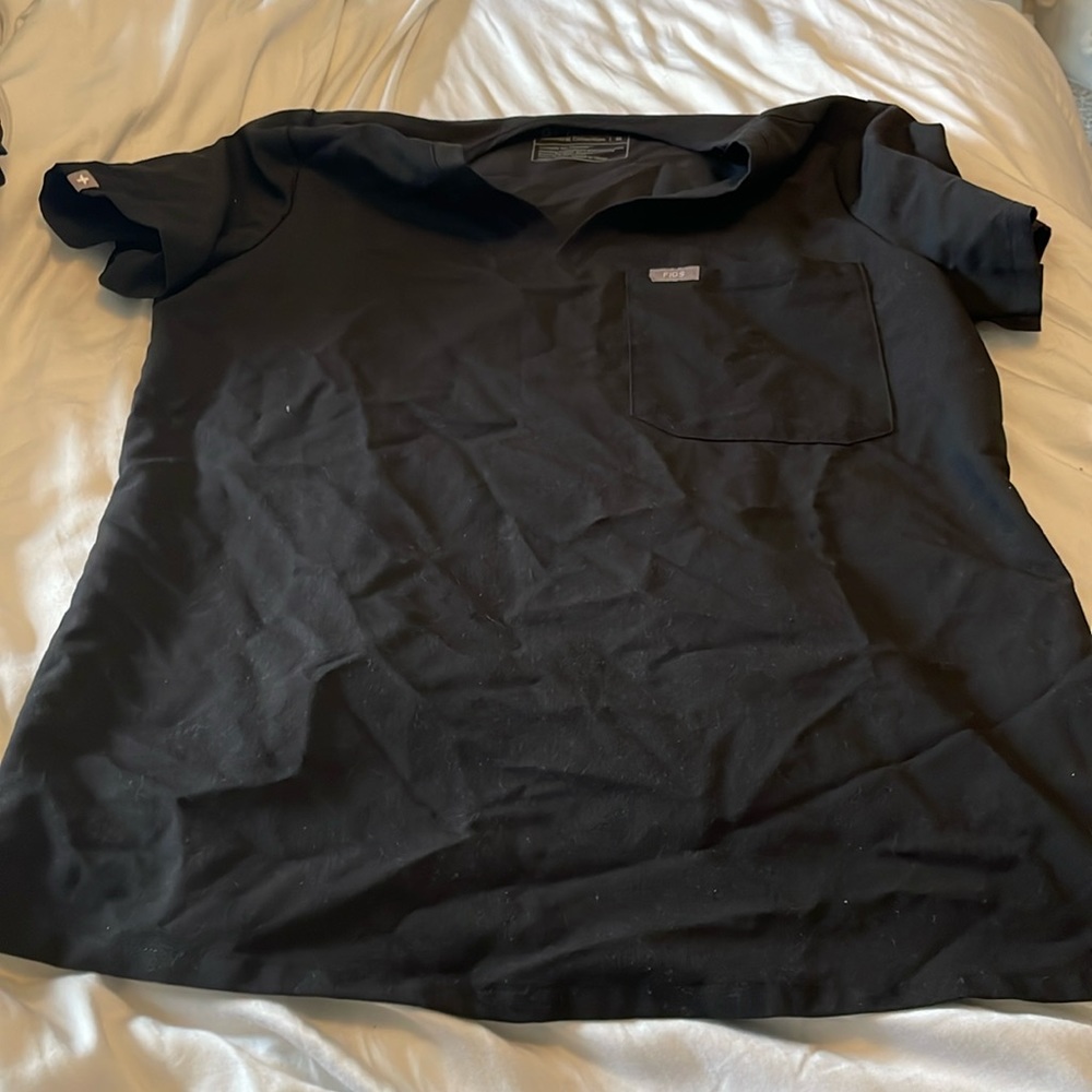 Figs Catarina one pocket scrub top size M